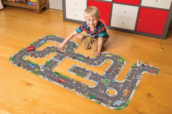 https://mcdougalls.shop/wp-content/uploads/product/286_286 Giant Road Road lifestyle WEBsmall.jpg